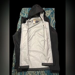 Patagonia Women’s Raincoat